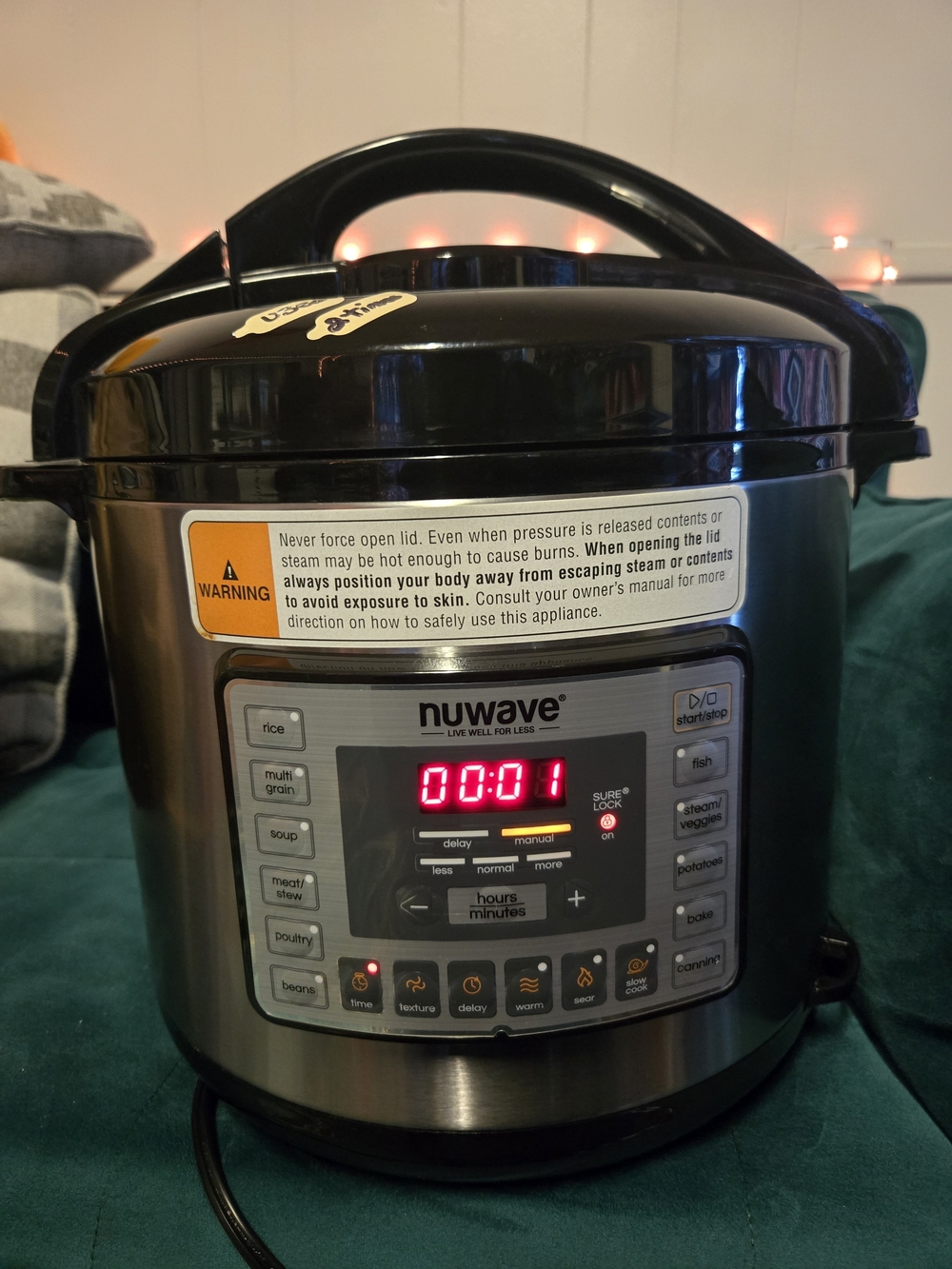 NuWave Nutri-Pot Digital Pressure Cooker - Excellent Condition, Used Only Twice